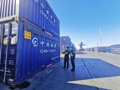 石河子海關全力保障“鐵路快通”中亞班列順利通關，助力國內貿易代理發(fā)展